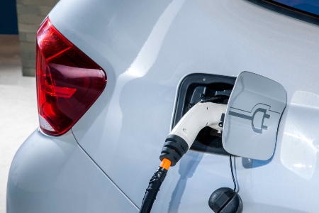 Types of Electric Car Chargers in Littleton